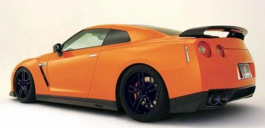  Nissan GT-R R35 by Zele 2008 года  (фото 2 из 2)